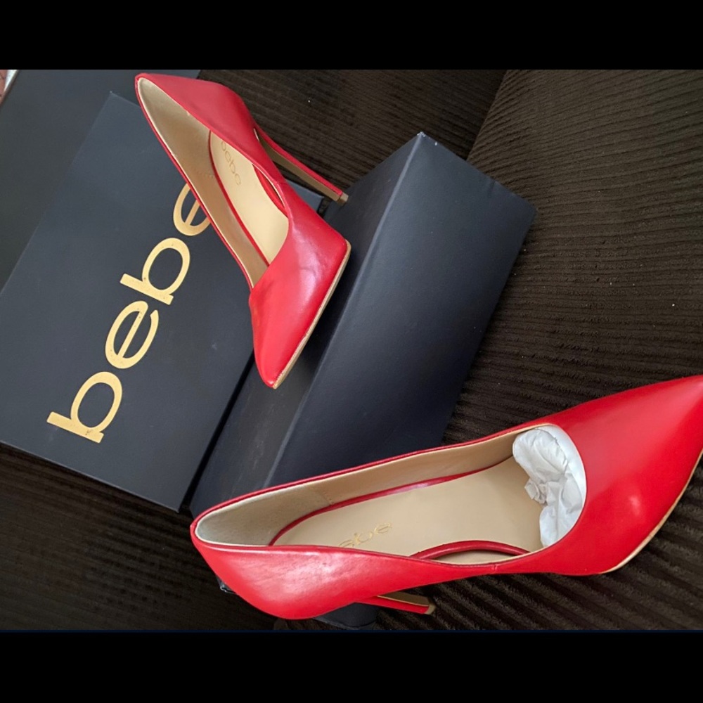 BEBE FOOTWARE
